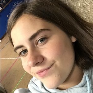 Meet your Posher, Connie